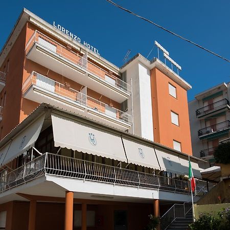 Hotel Lorenzo Celle Ligure Exteriör bild